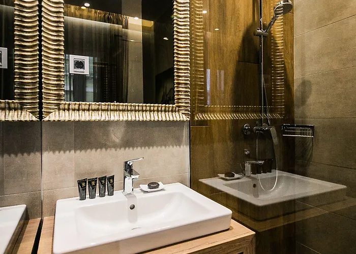 Pensiune Teatro Suite&rooms 4*