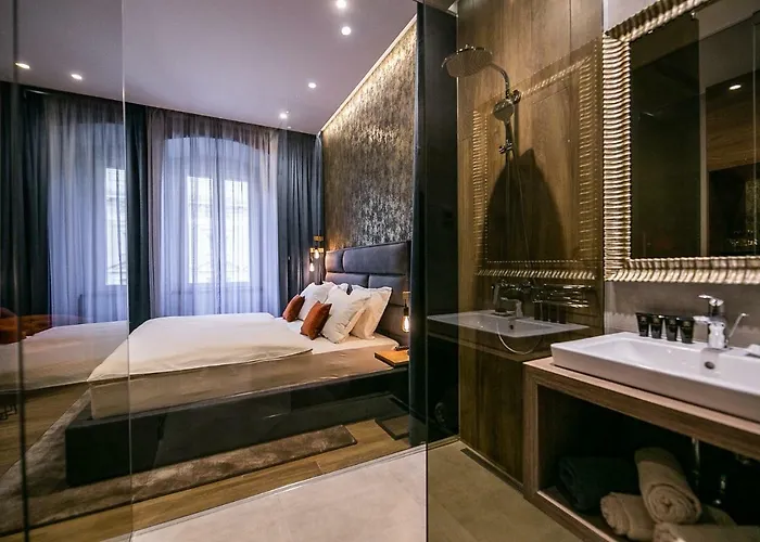 Pensiune Teatro Suite&rooms 4*