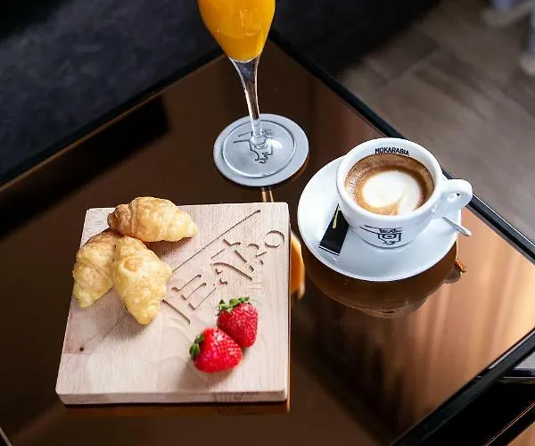 Pensiune Teatro Suite&rooms 4*