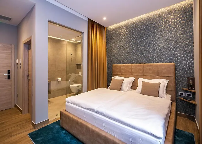 Teatro Suite&rooms Pensiune 4*