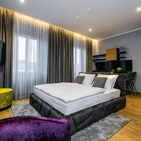 Vendégház Teatro & 4*