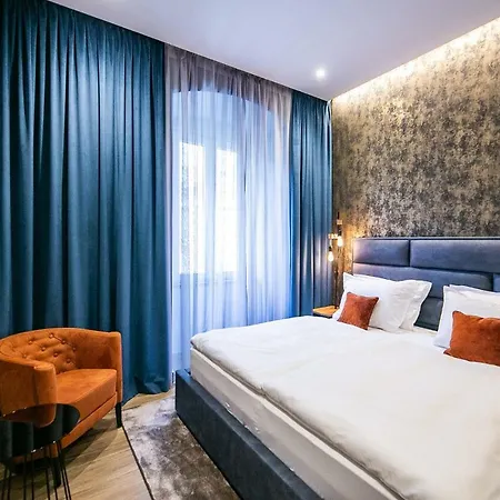 Teatro & Gasthuis 4*