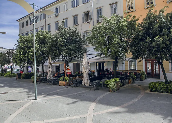 Pensionat Teatro & Rijeka